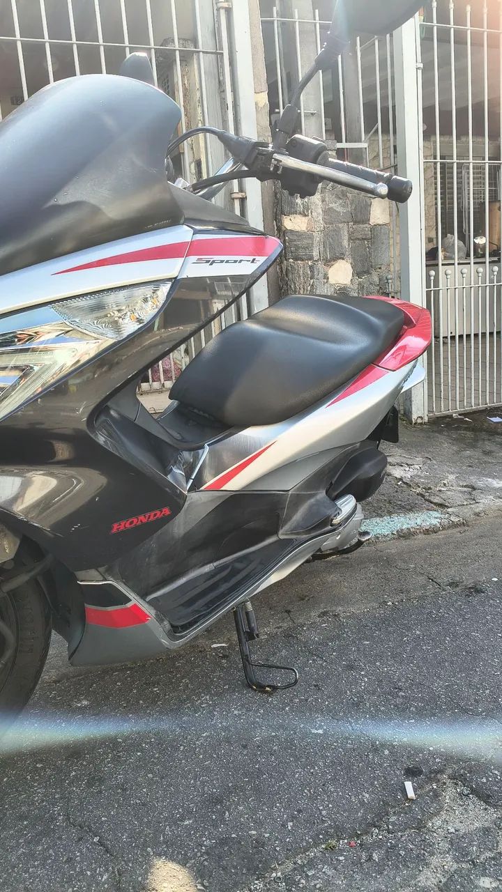 PCX COM QUILOMETRAGEM BAIXA ! - Foto 4