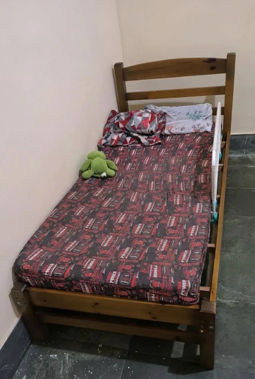 Cama solteiro madeira