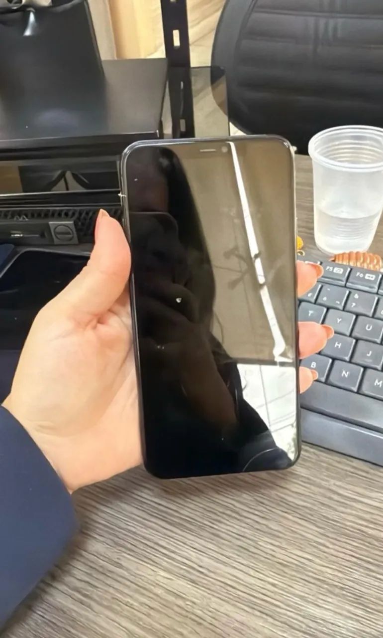 iPhone 11 Pro Max - Foto 2