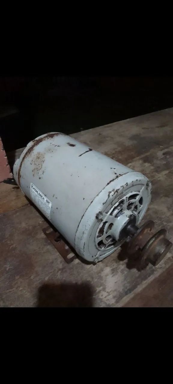 Motor elétrico 