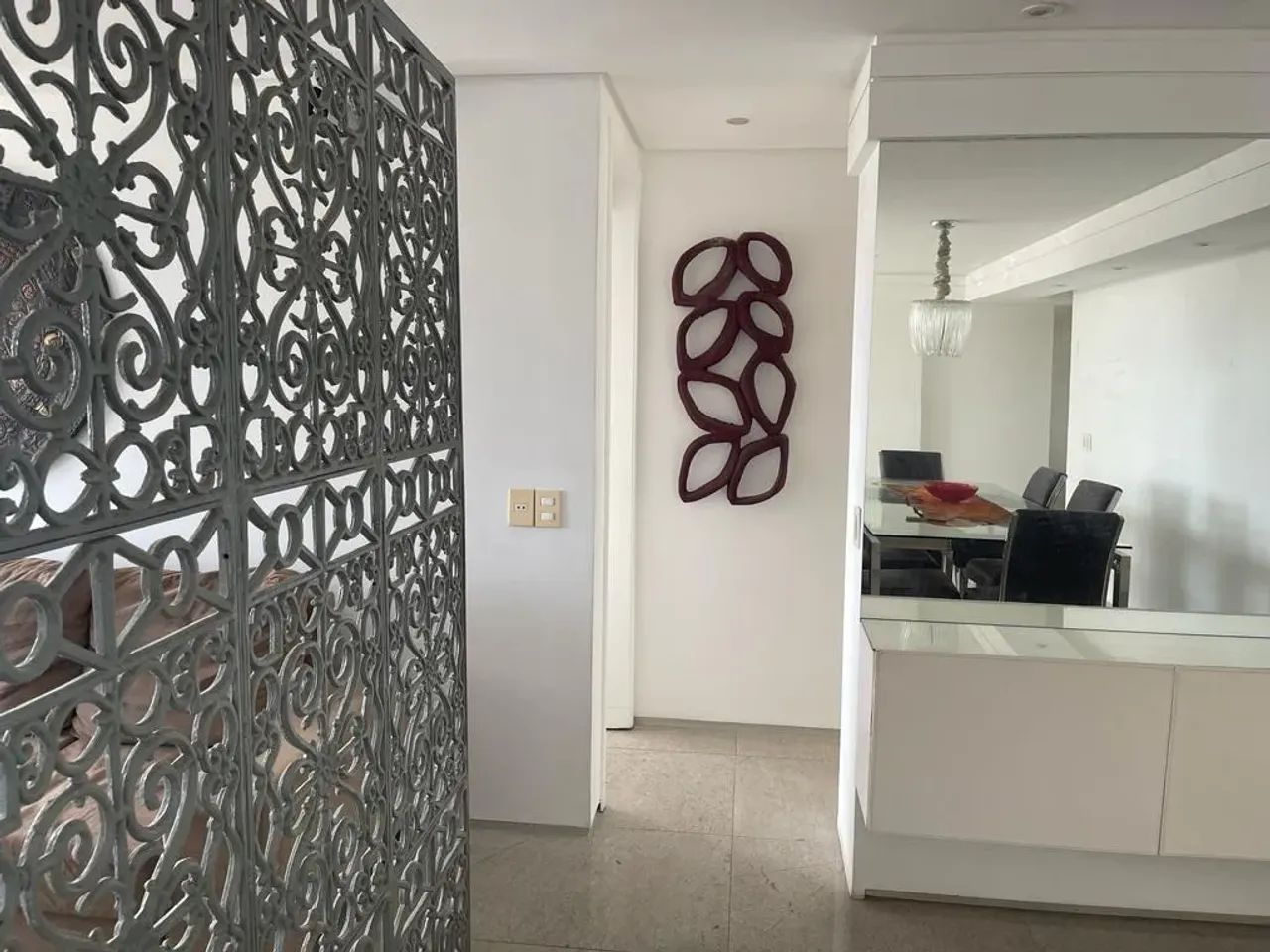 Foto do anúncio de Aluguel Edifício Mondrian Mucuripe Fortaleza apartamento de 117 m2 mobiliado em Mucuripe, Fortaleza