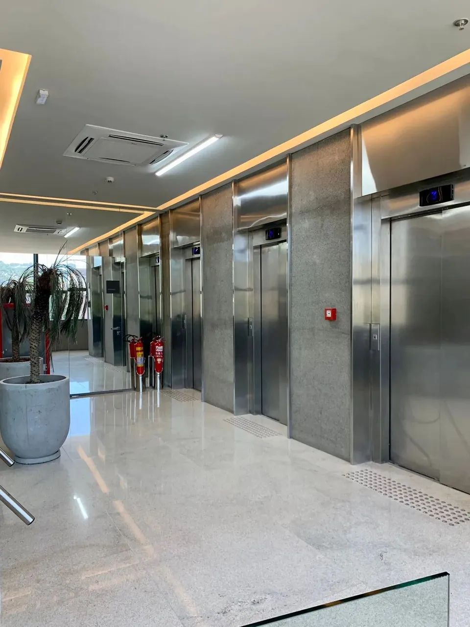 Vendo Excelente sala comercial no Linked 33 m² dentro Bourbon Shopping próximo av. Teresóp - Foto 6