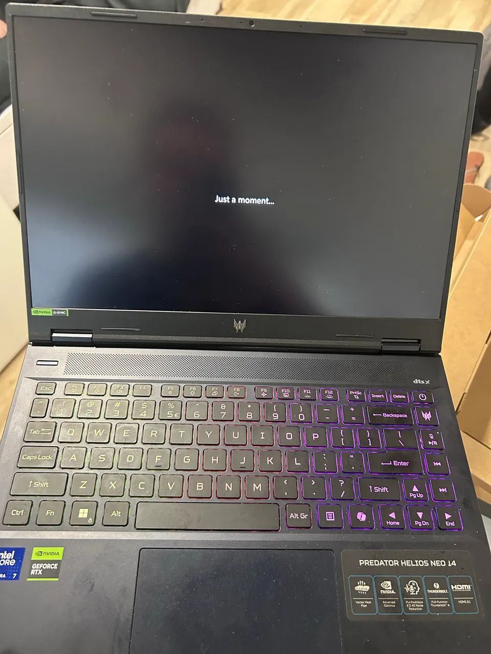 ACER PREDATOR 14 RTX 4070 CORE 7 ULTRA ACEITO TROCAS