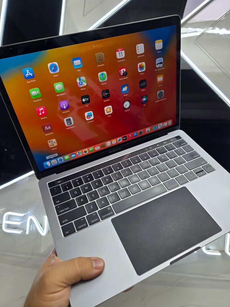 MAC BOOK PRO CORE i5 8GB RAM SSD 256GB TELA DE RETINA 2017