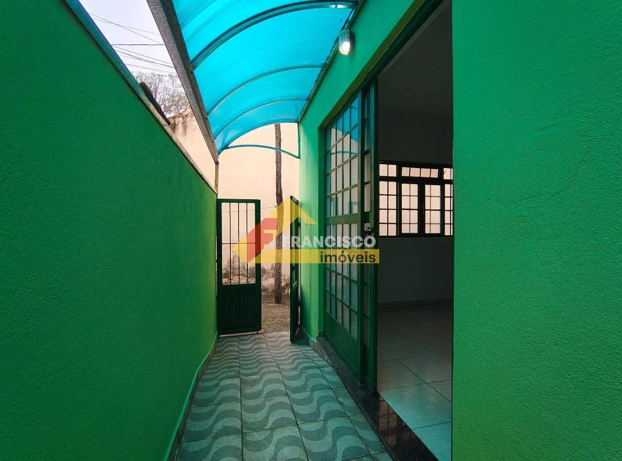 Casa para aluguel, 3 quartos, 1 suíte, Centro - Divinópolis/MG - Foto 2