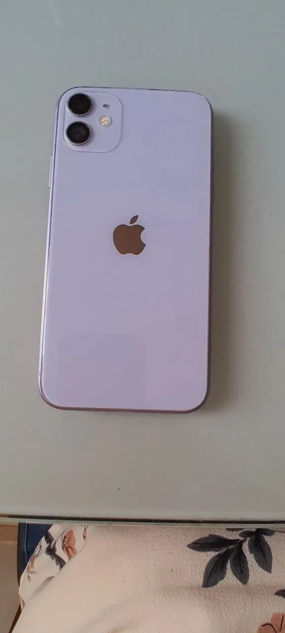 Vende-se Iphone 11