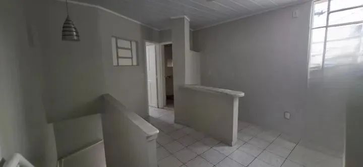Sobreloja com 32m² - Locação em Coqueiros. - Foto 5