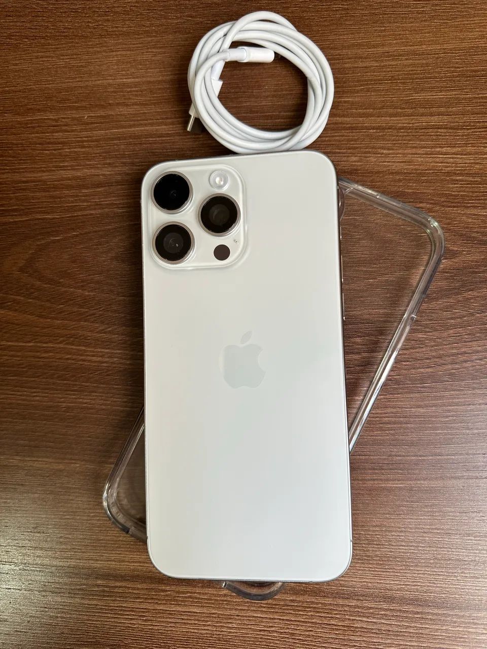 iPhone 15 pro max - 256gb - IMPECÁVEL - Celulares e Smartphones