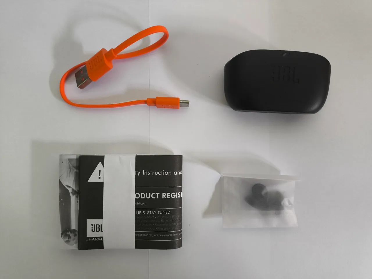 Fone Bluetooth JBL Wave Buds usado - Foto 4