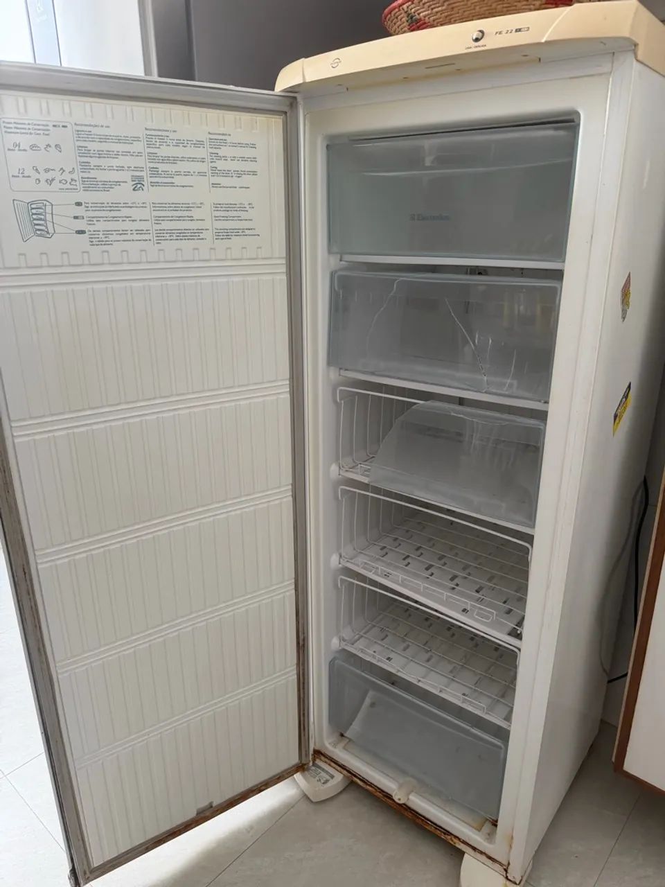Freezer Eletrolux FE22 - Foto 2