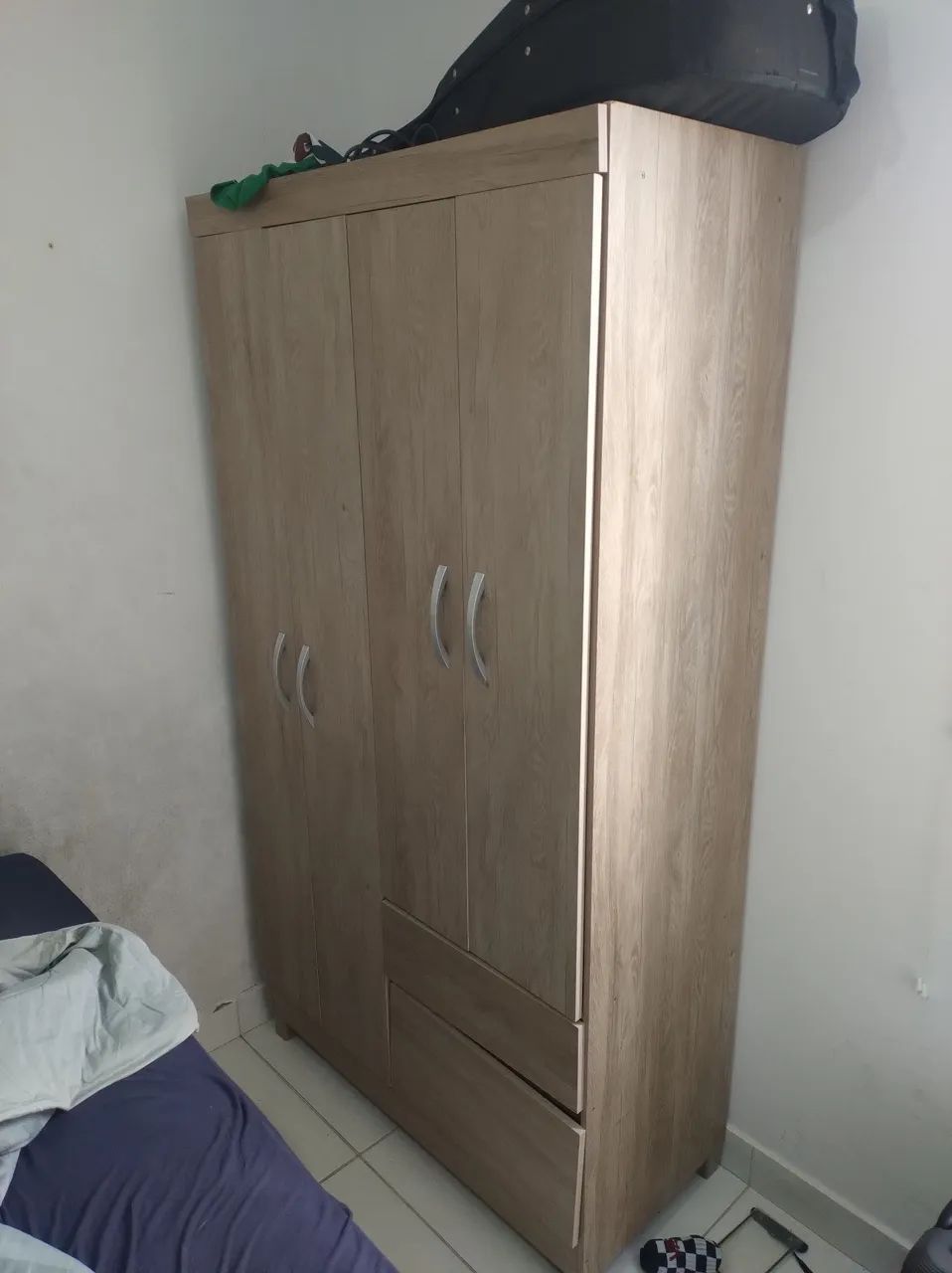 Armário Guarda-roupa