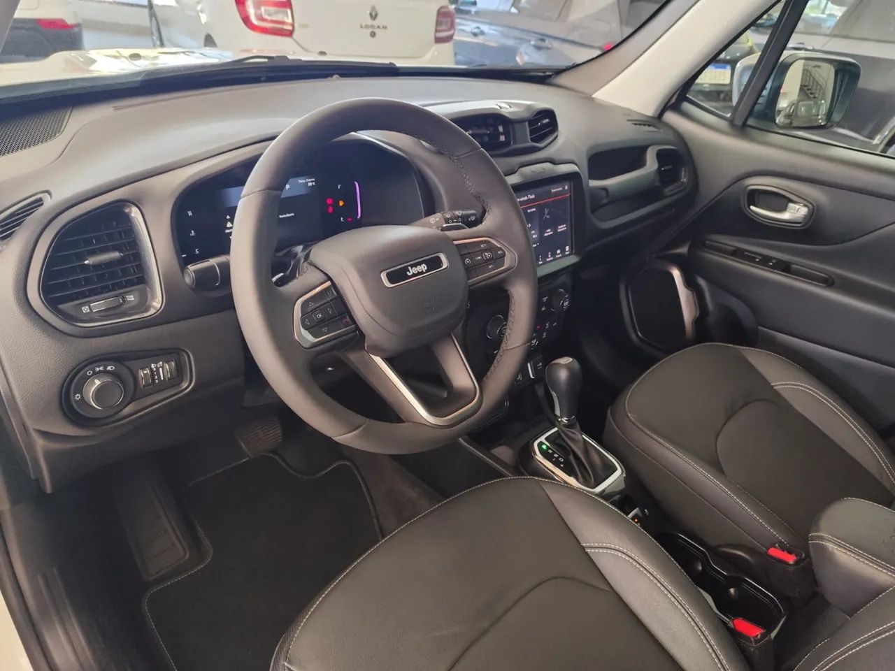 Jeep Renegade Longitude T270 1.3 Turbo 4x2 Aut. 2024 - Foto 9