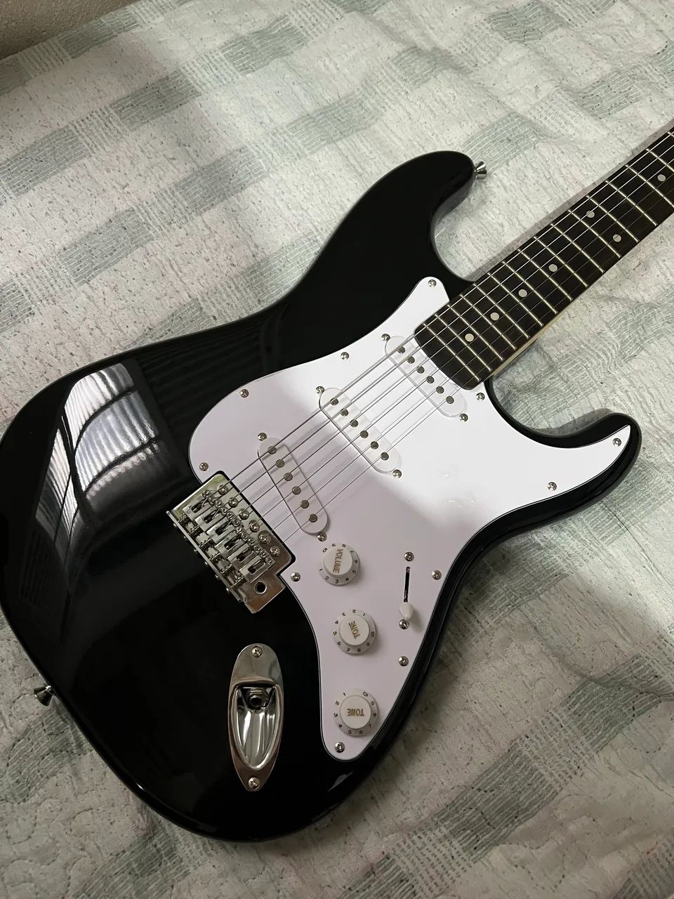 Guitarra Stratocaster Winner - Nova 