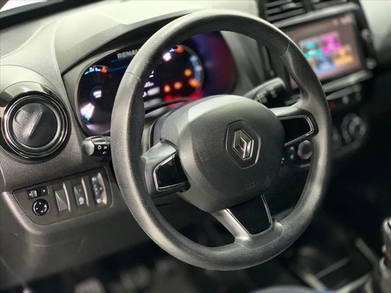 Renault Kwid Intense 1.0 Flex 12V 5P Mec. 2025 - Foto 4