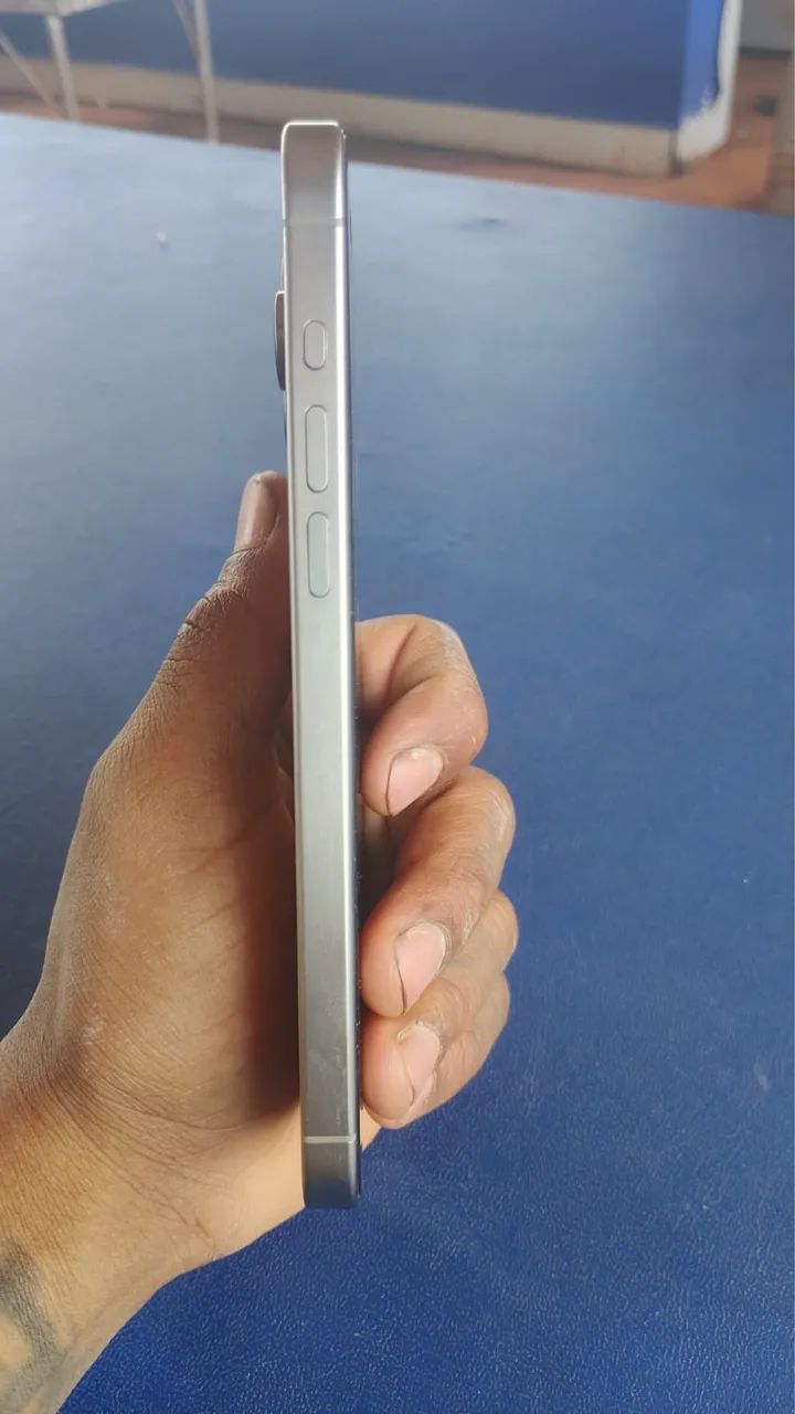 iPhone 15 pro Max - Foto 2