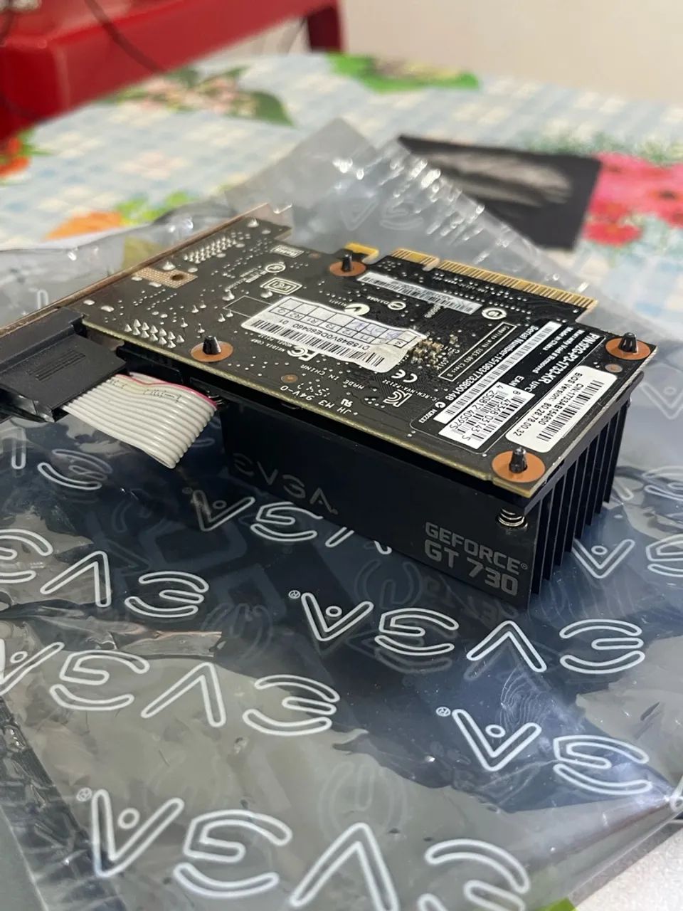 GT 730 EVGA 2GB - Foto 4