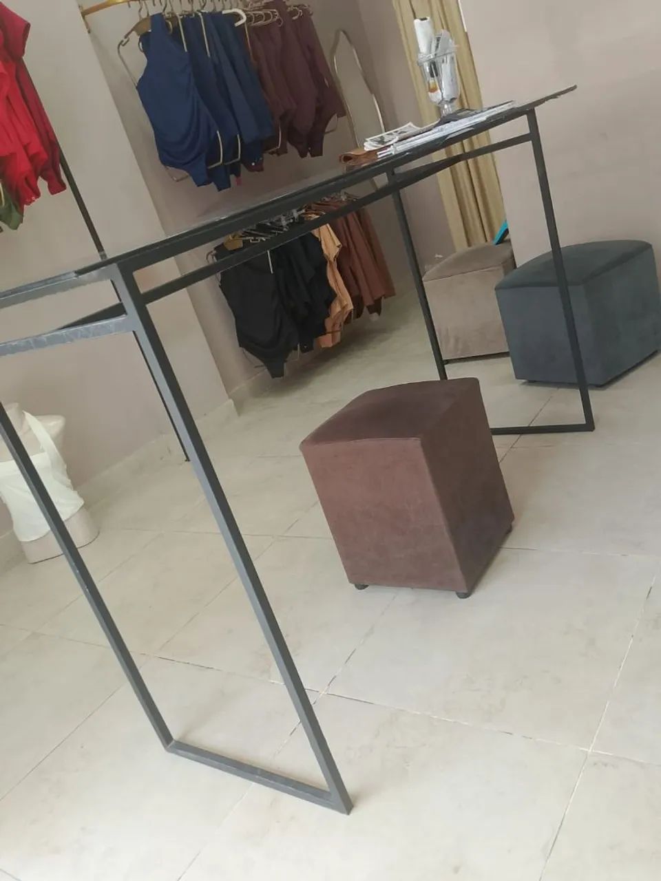 Mesa metalon e vidro 1 metro e meio  - Foto 3