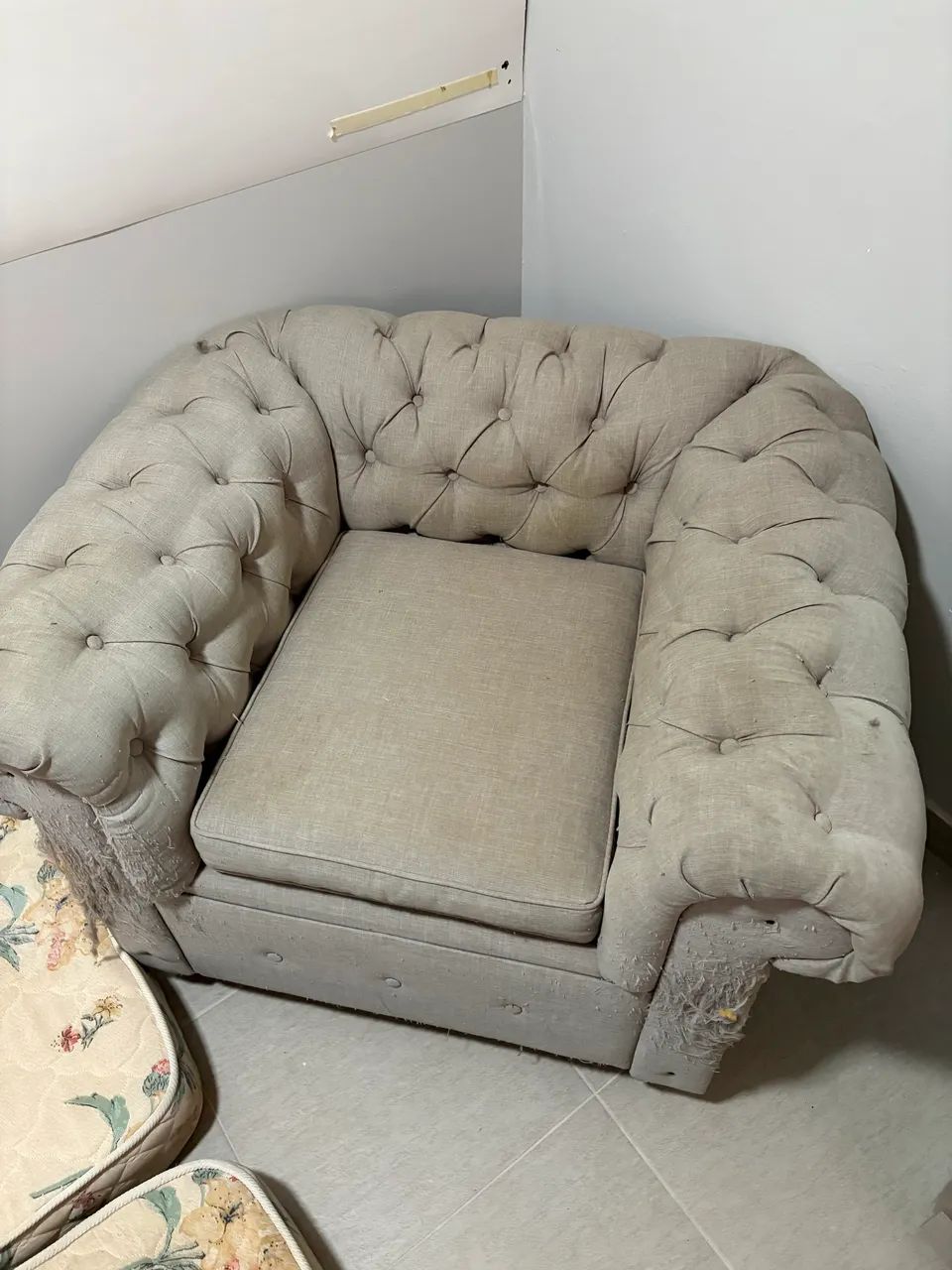 Poltrona Chesterfield Linho