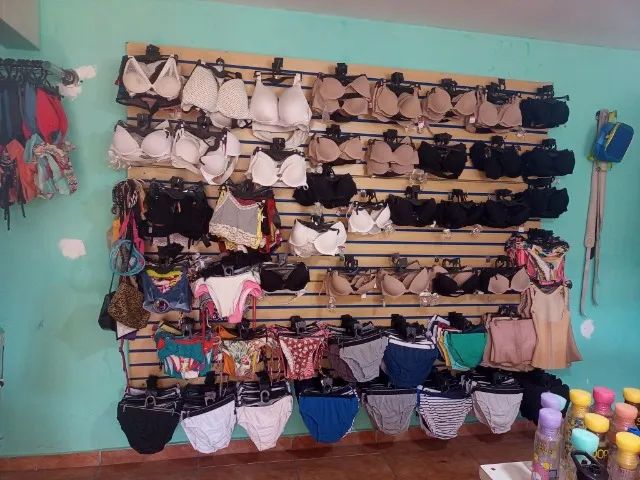 Lote de roupas 