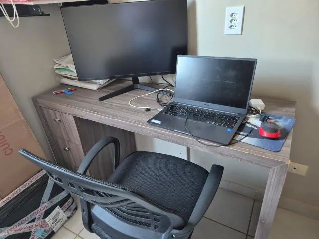Mesa e cadeira - Foto 2