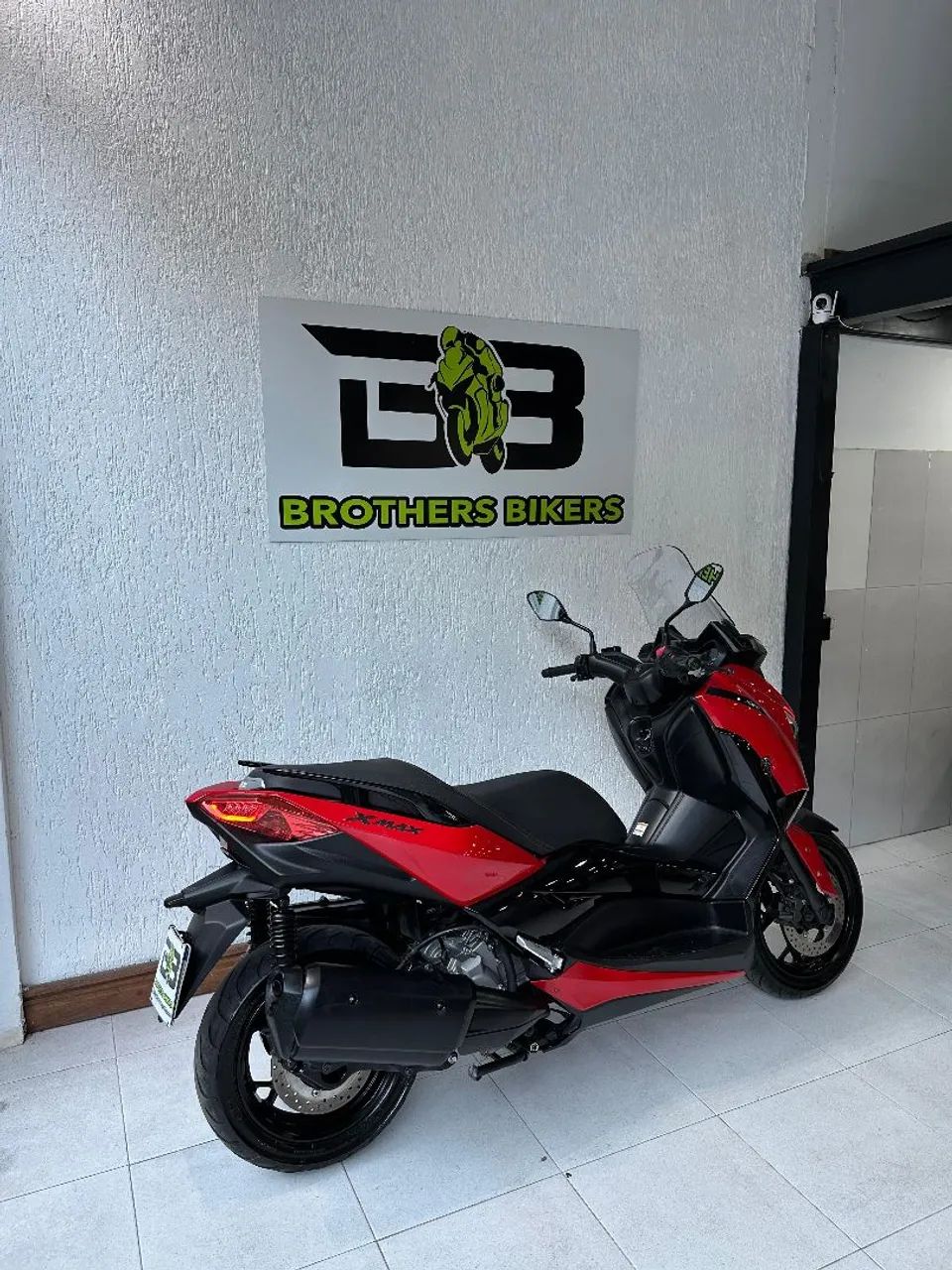 YAMAHA XMAX 250 - Foto 3