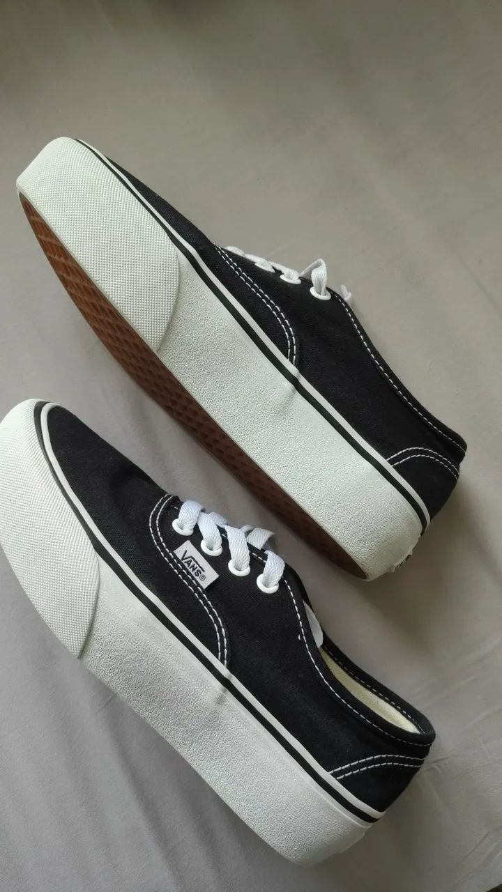 Tenis Vans Authentic Black 35 - Foto 2