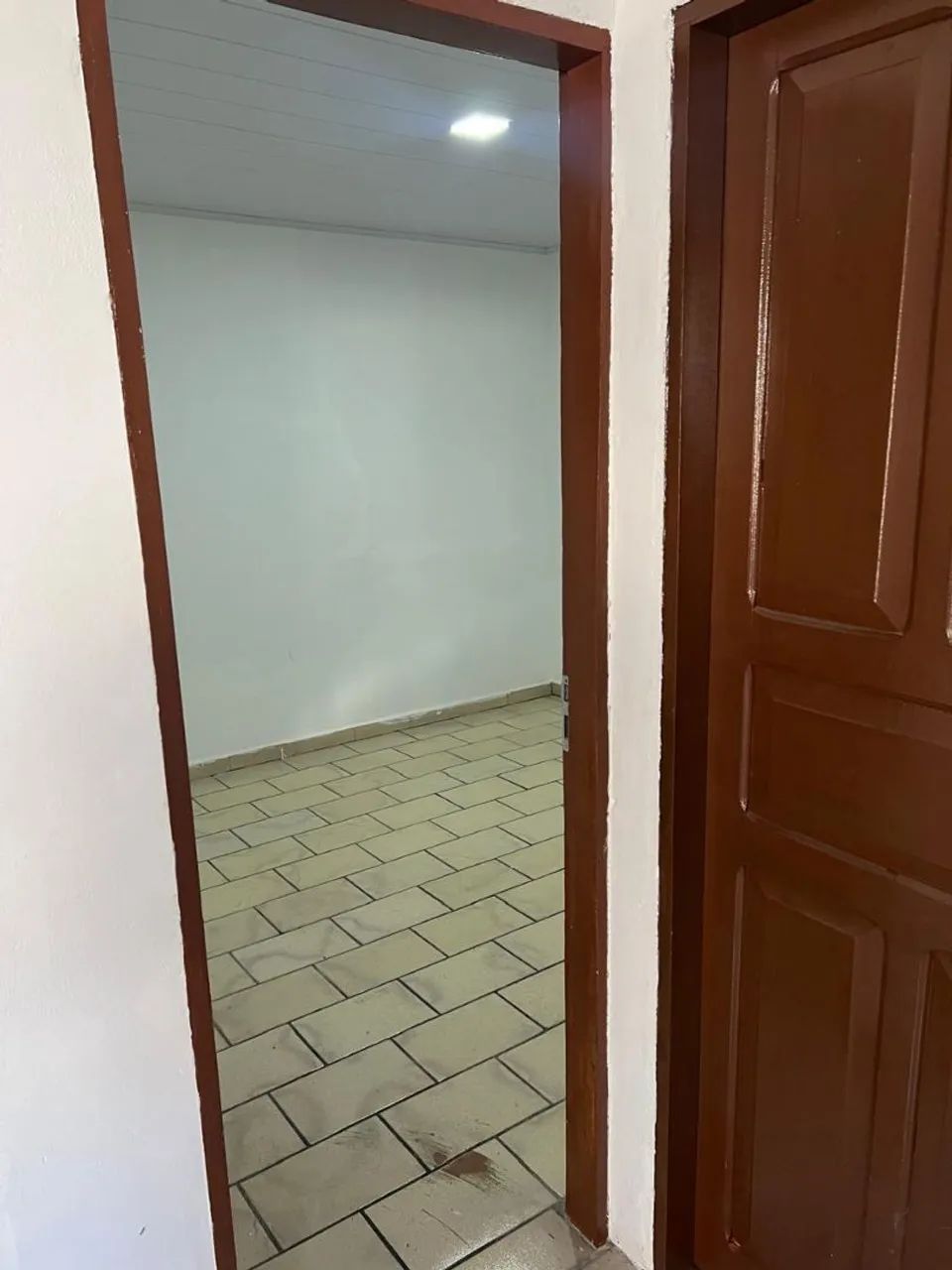 Vendo uma casa ou troco  - Foto 5
