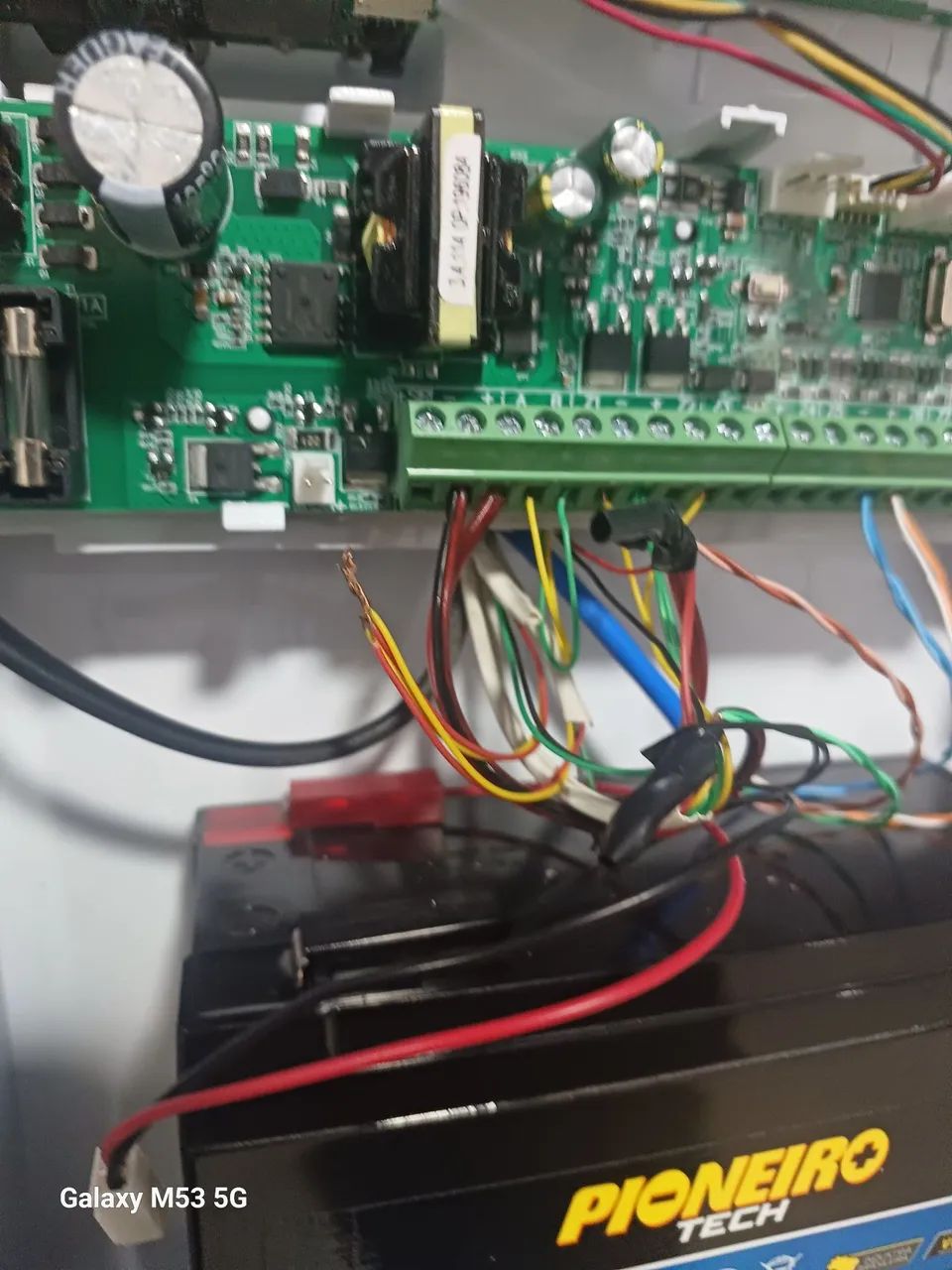 Instalação de câmera,  controle de acesso , alarma  - Foto 5