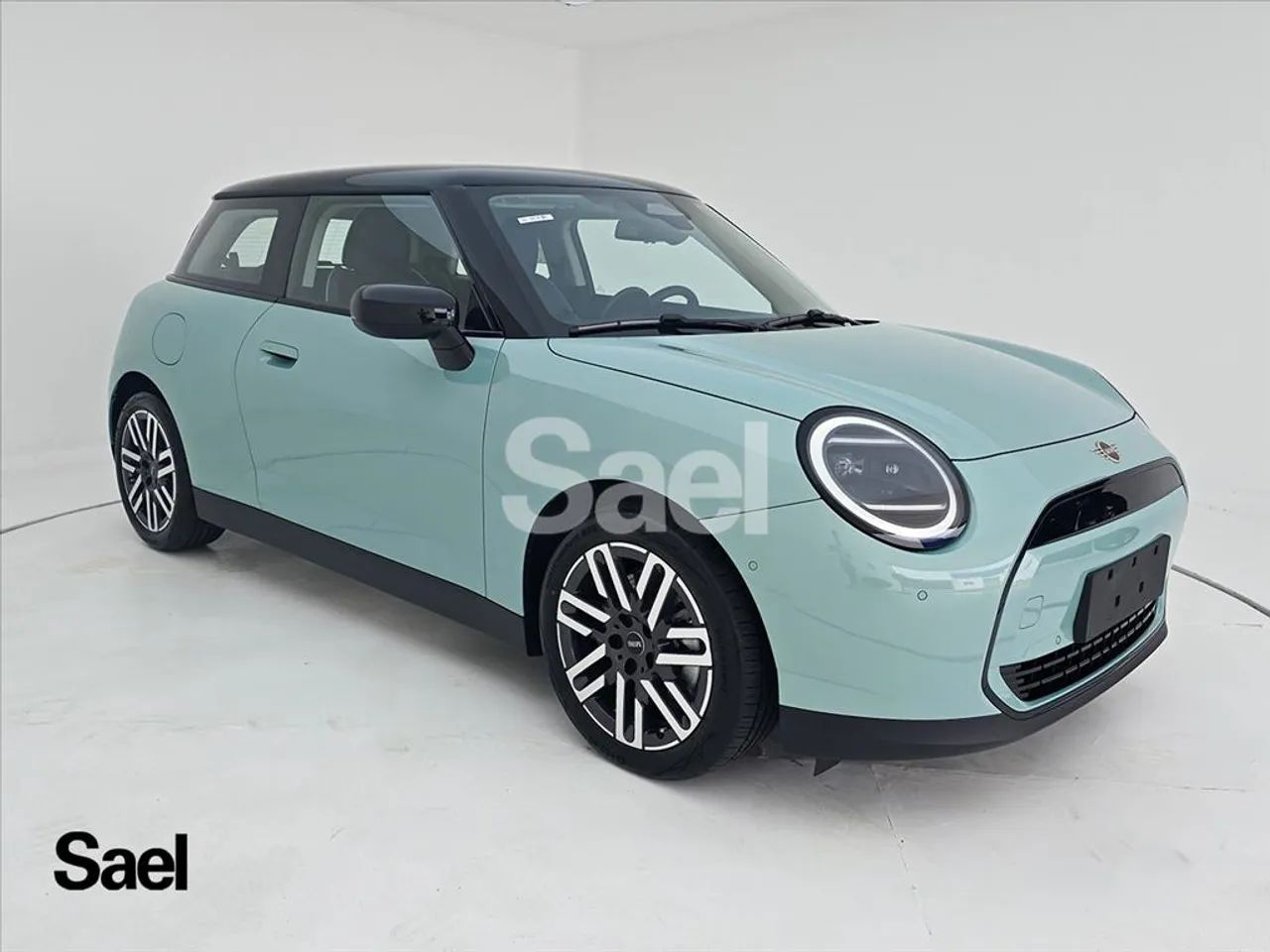 Mini Cooper E 3P (elétrico) 2026