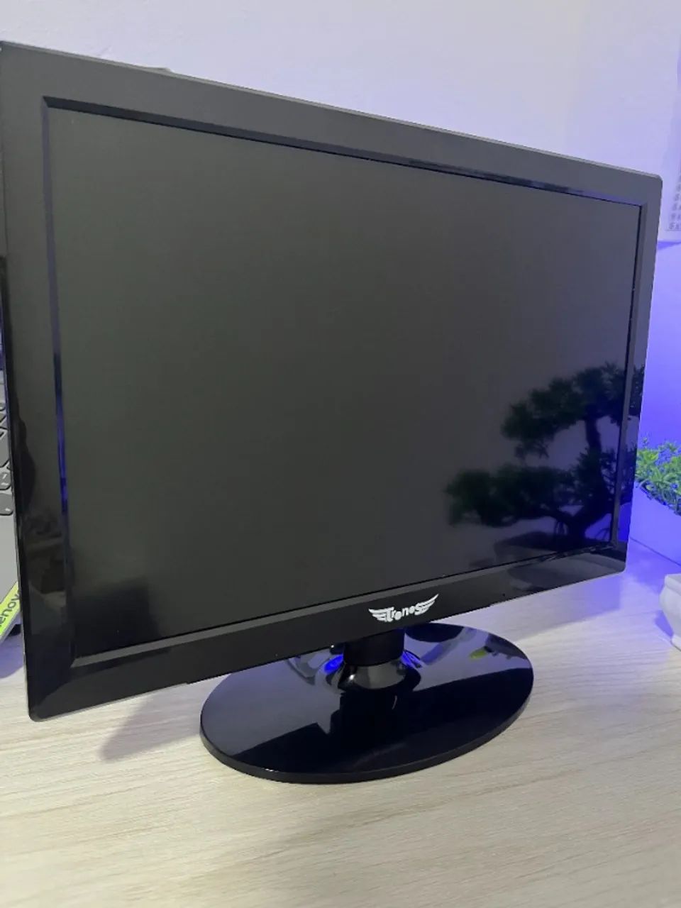 Monitor Tronos 15.4 Polegadas, LED, Preto