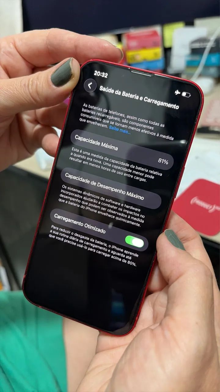 iPhone 13 128GB RED Todo Original + Caixa - Bateria 81% - Foto 2