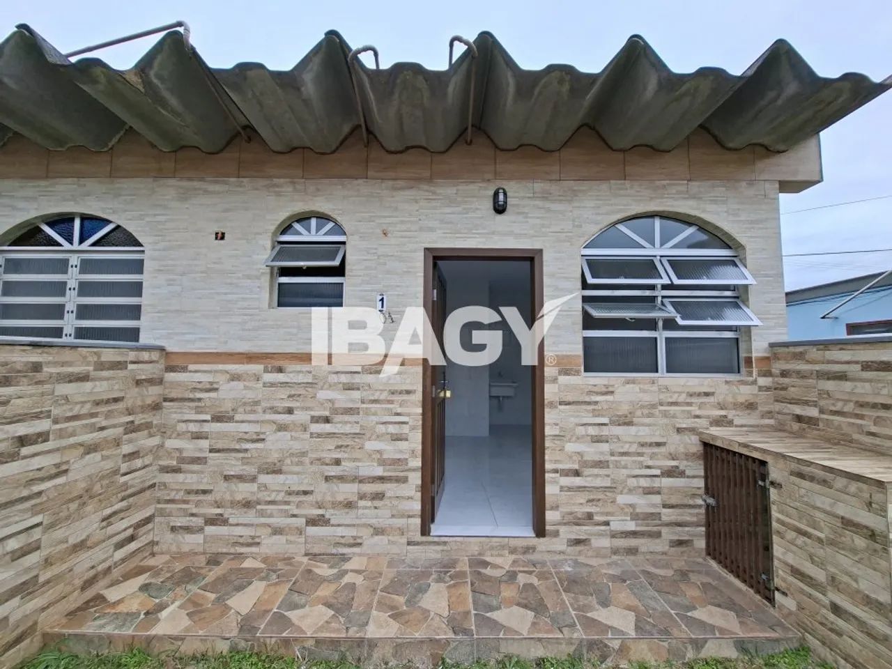 Excelente Casa 2 dormitório(s) em Vargem Grande - Florianópolis