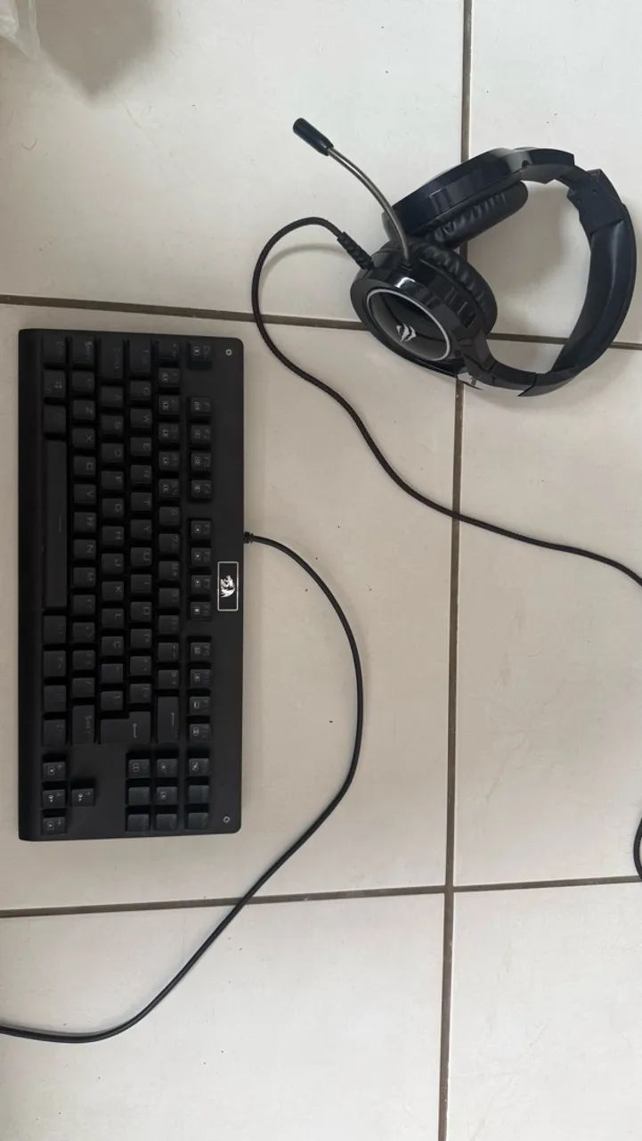 ? Kit Gamer - Teclado + Headset com microfone  
