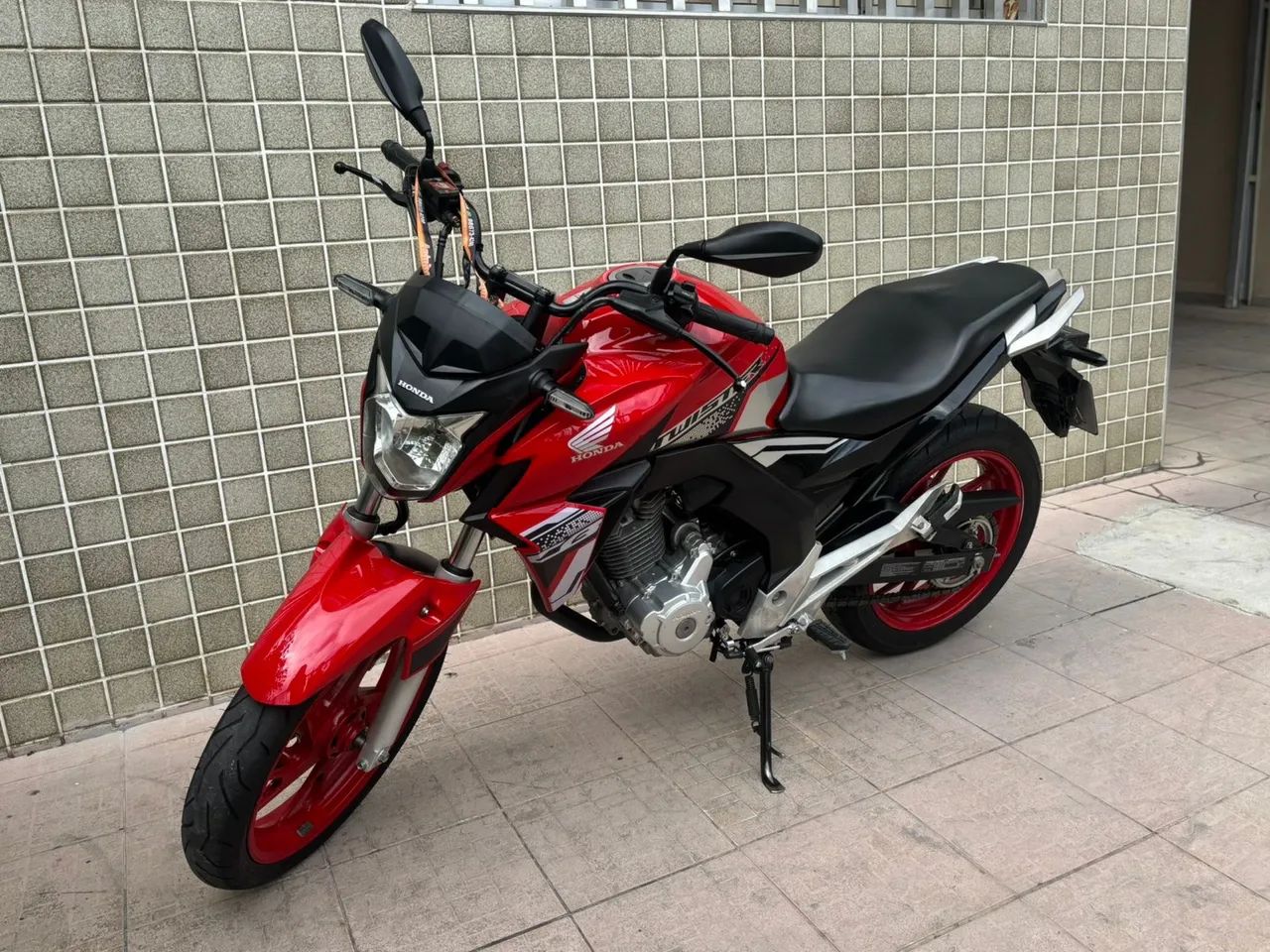 Cb twister abs 2021 