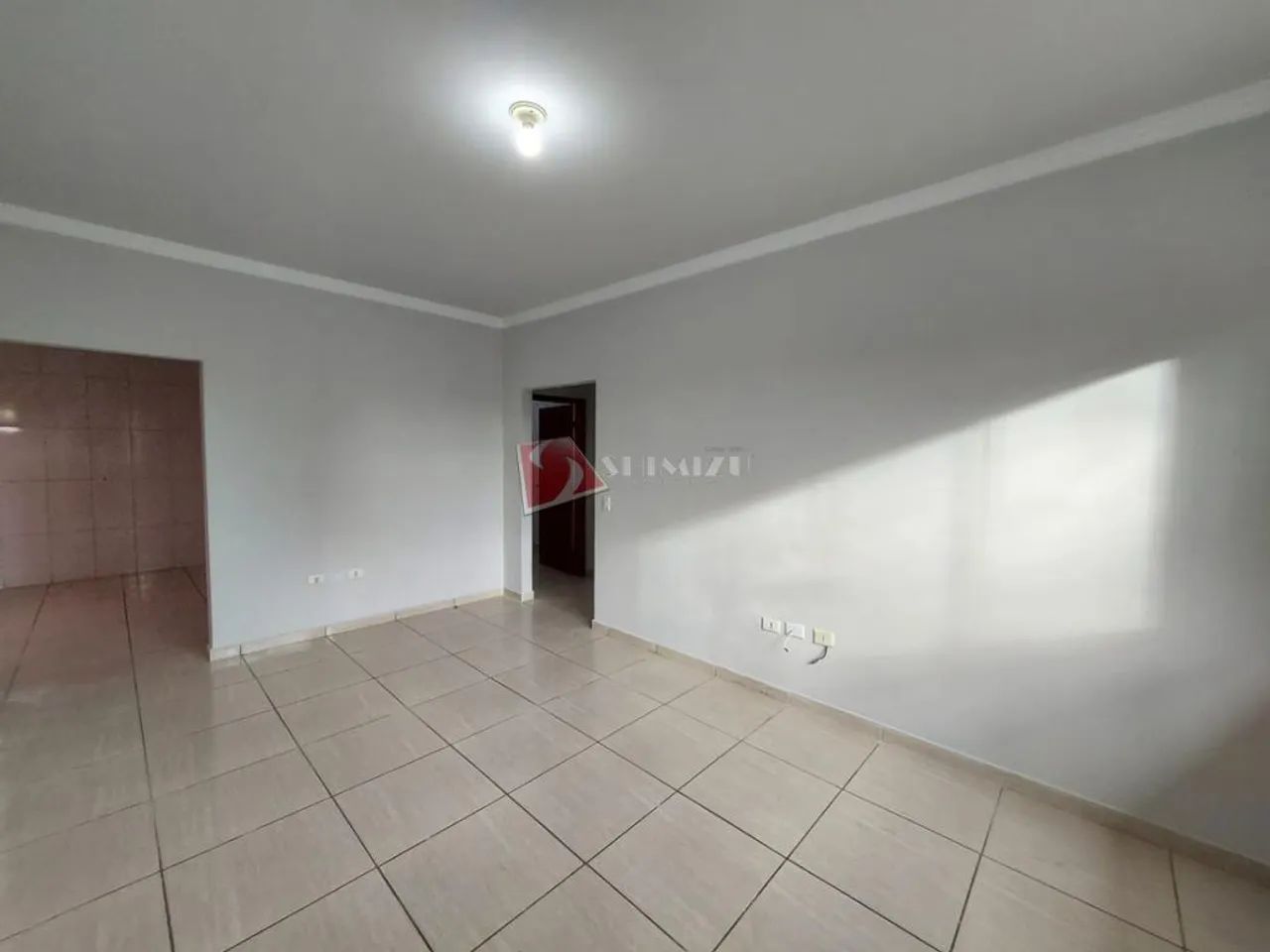 Casa para alugar em Maringá, Parque Residencial Quebec, com 2 quartos, com 70 m² - Foto 3