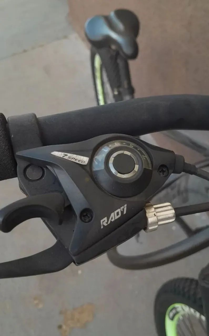 Vendo bicicleta super nova aro 29
