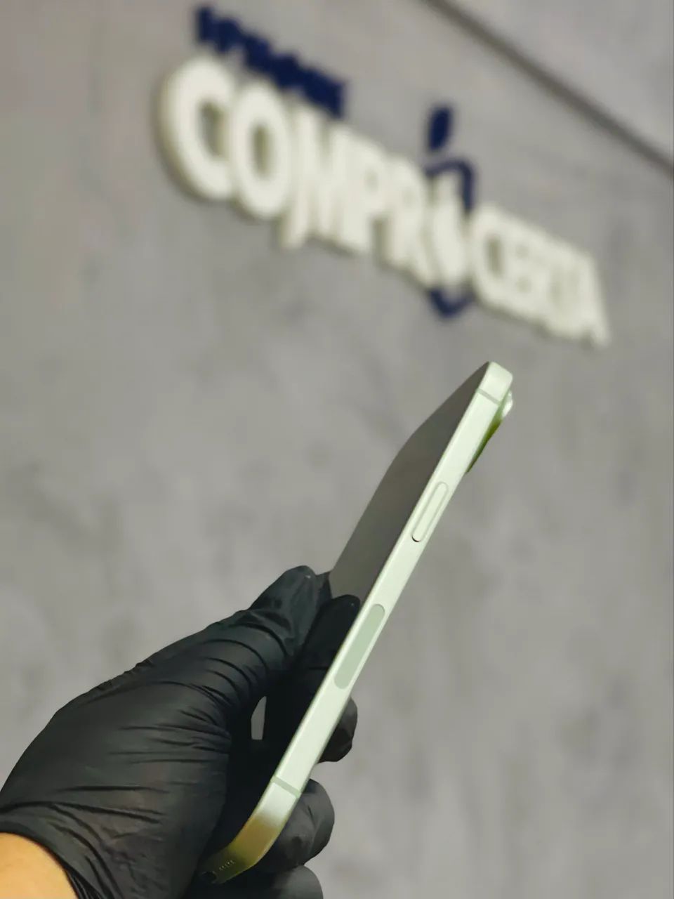 iPhone 15 128GB/ troco por iPhone 12 ou superior + volta - Foto 4