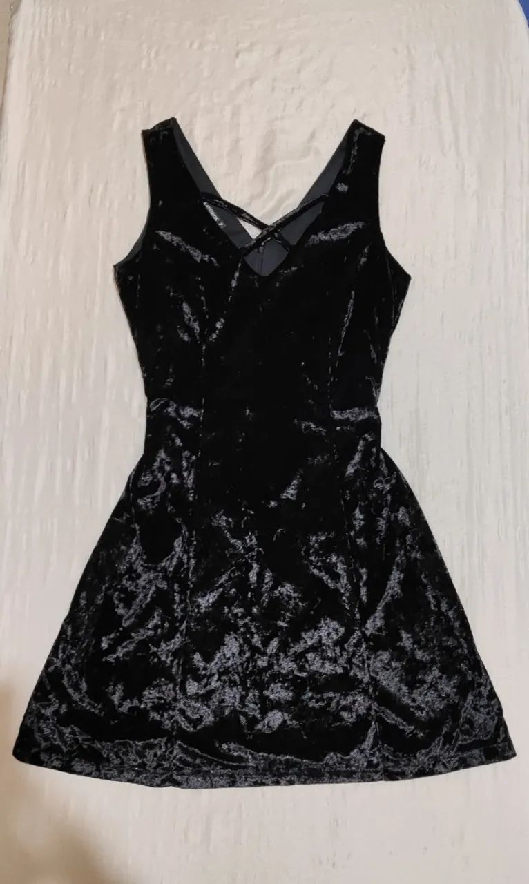 VESTIDO PRETO AVELUDADO - Foto 3
