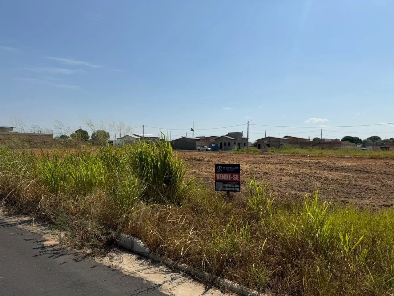 Vende-se terreno no jóquei clube com parcelas 