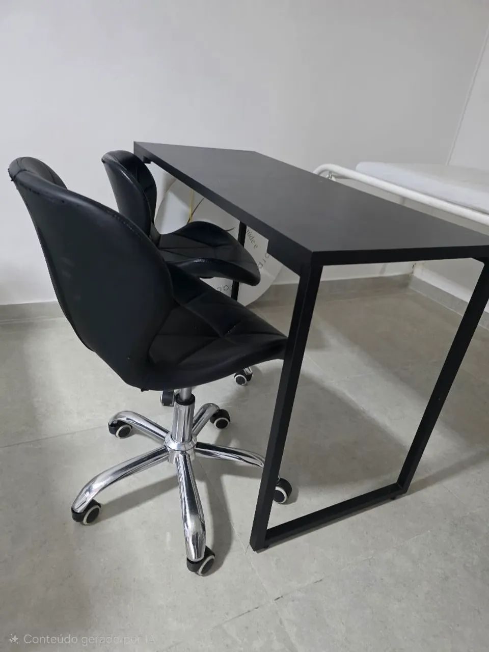 Office desk, courses...
