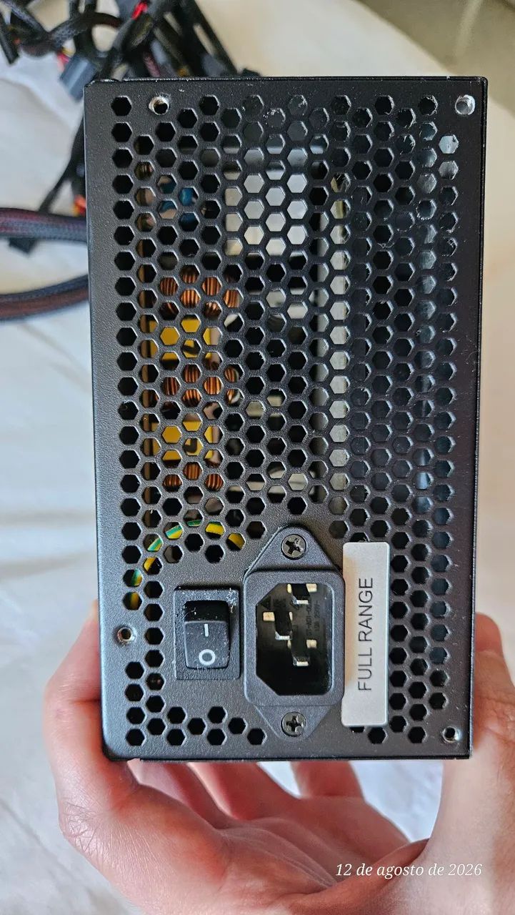 Fonte aerocool xpredator 700w 80 plus bronze - Foto 5