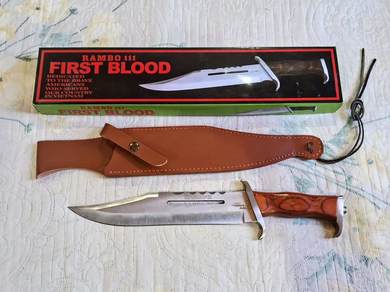 Conjunto Livro Rambo + Faca Rambo - Foto 5