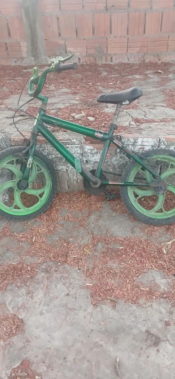 Vendo bicicleta verde 