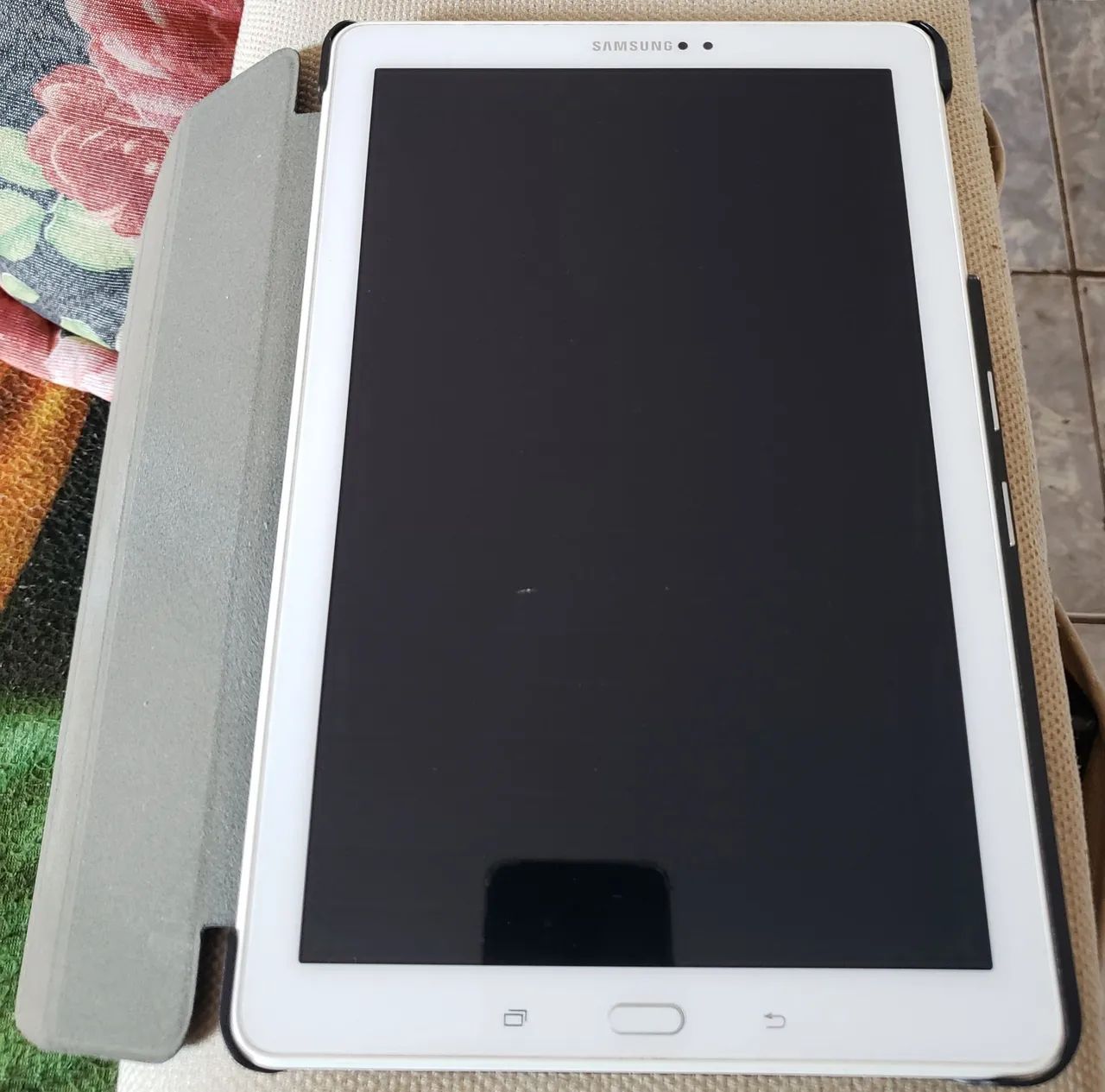 Tablet Samsung 10.1- TAB A6 P585M - Foto 3