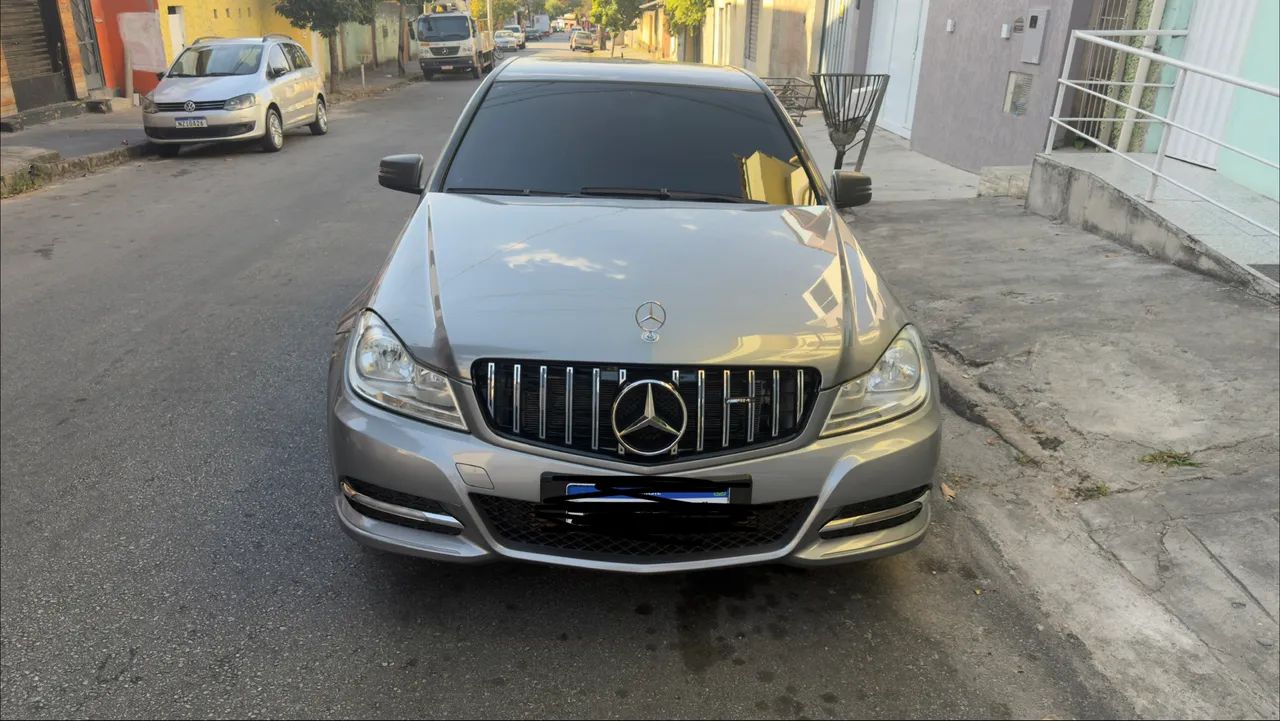 Mercedes-Benz C-180 2012