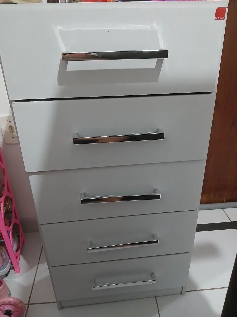 Cômoda 5 gavetas