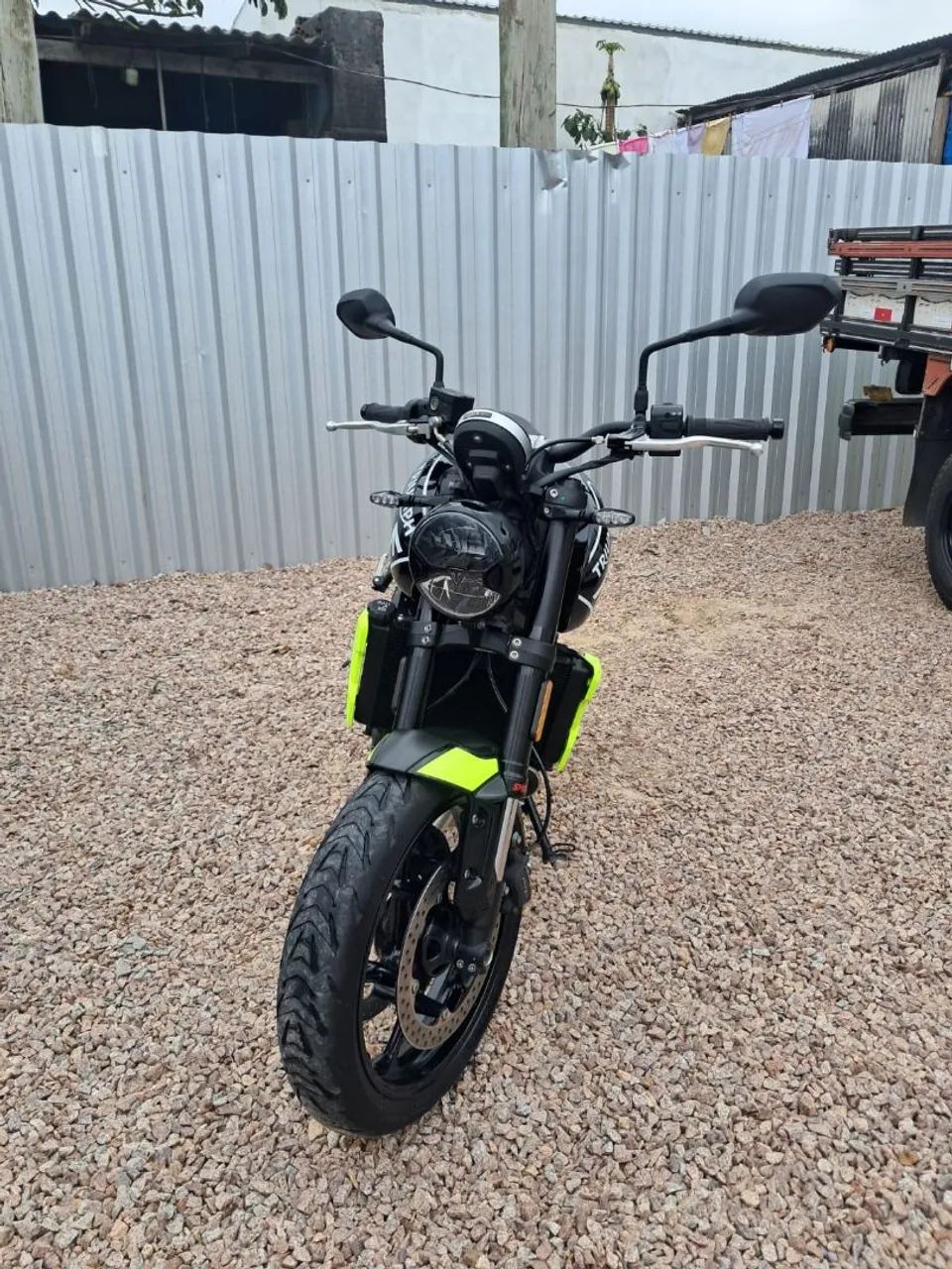 Triumph Trident 660 ABS - Foto 3