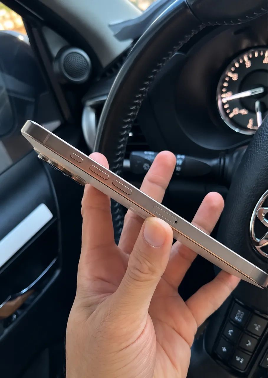 iPhone 16 Pro Max 256gb - Foto 2