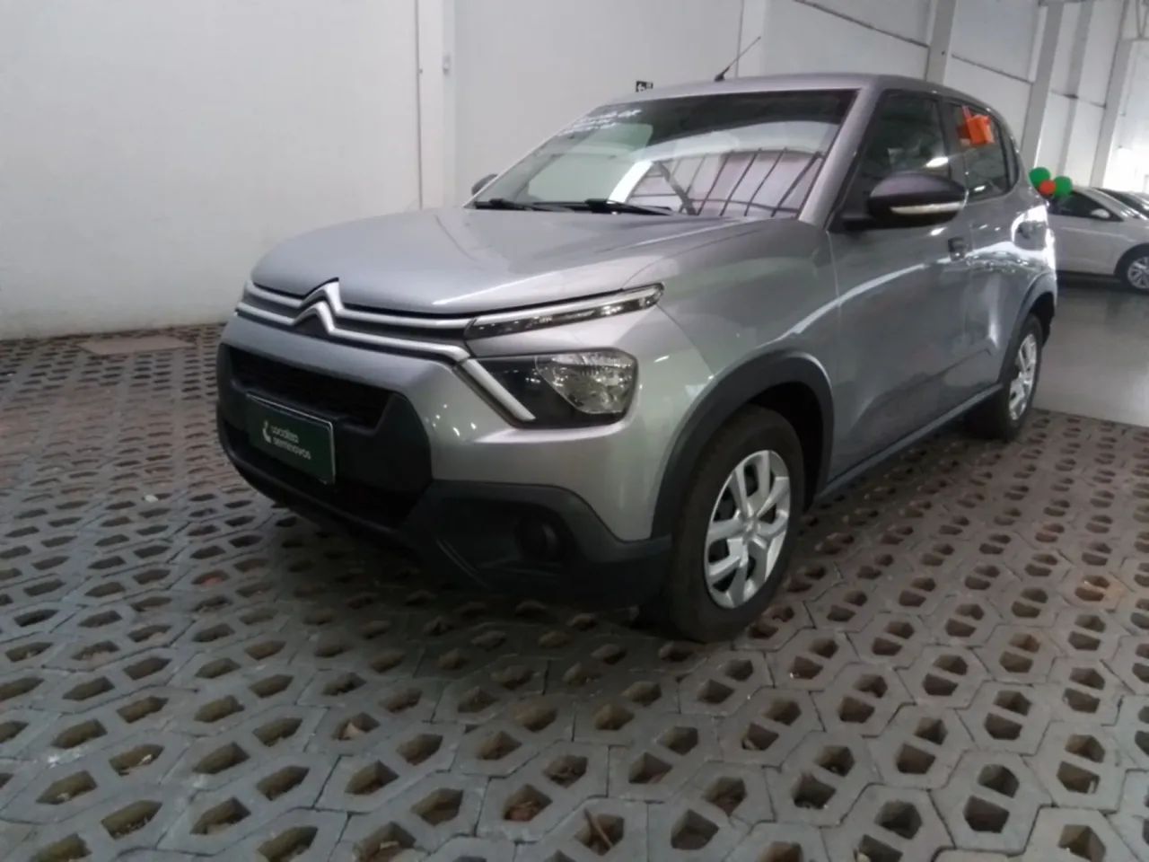 Citroën C3 C3 Live Pack 1.0 Flex 6V 5p Mec. 2025