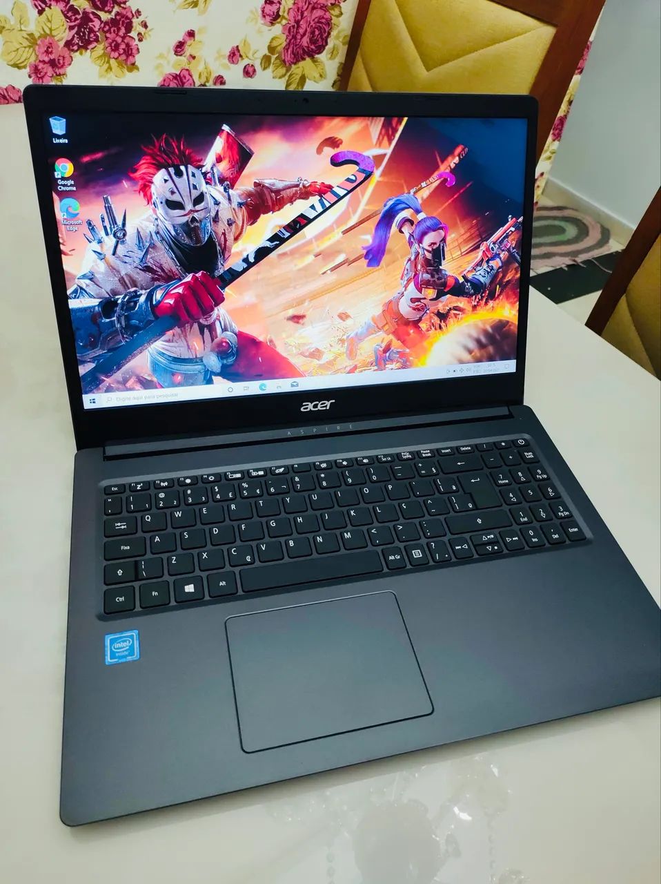 Notebook Acer completo + Brinde 